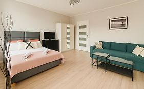 Apartament Przytulny z 2 sypialniami na Starym Mieście/ 2bedrooms Old Town
